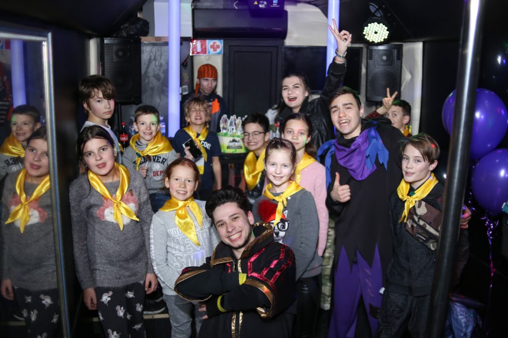 Драйвовий міський квест Party Bus Fortnite — фото 1