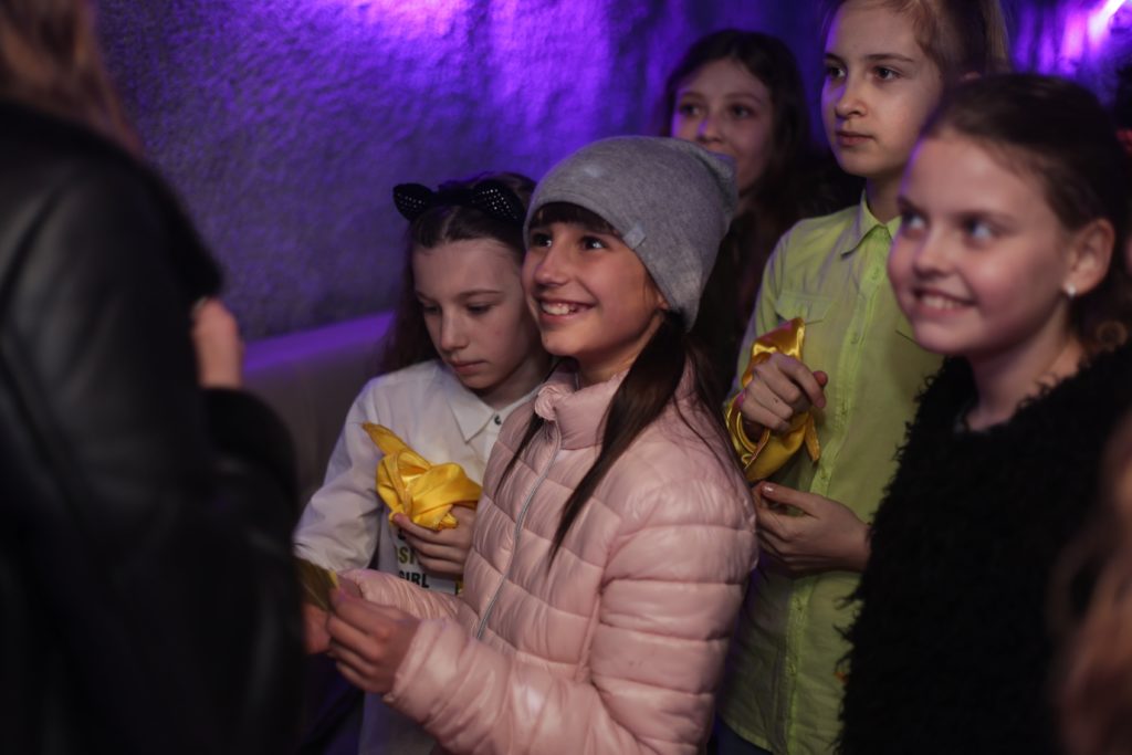 Квест «на колесах» Party Bus «Блогери» для дітей та підлітків — фото 4