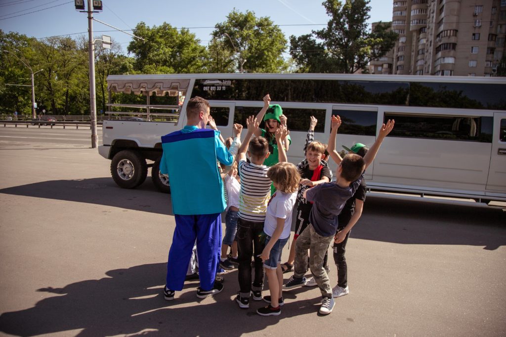 Крутий квест Minecraft на лімузині Києвом — фото 7
