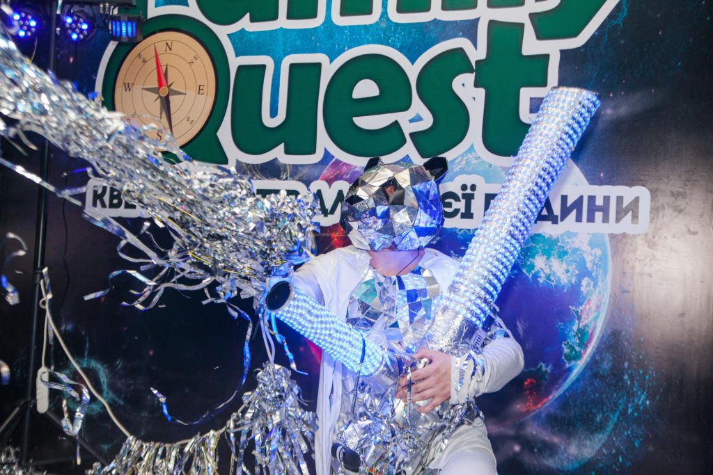 Паперове шоу від Family Quest — фото 1