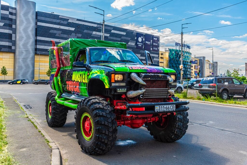 Квест по Києву на MONSTER TRUCK — фото 2