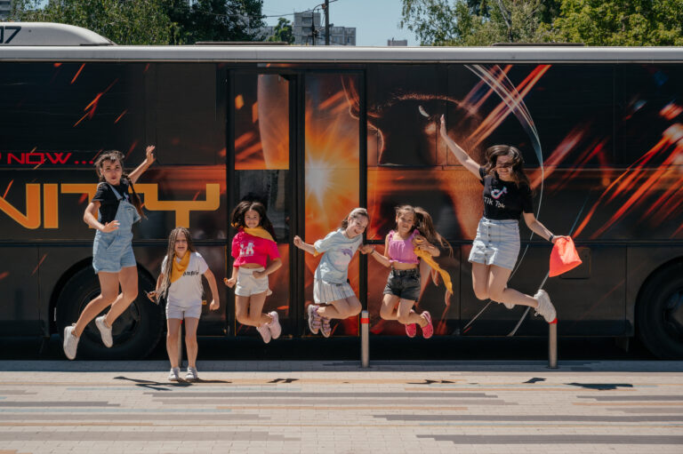 Дитячий день народження в Party Bus